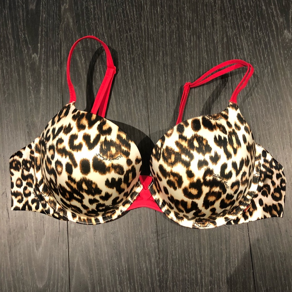 Victoria’s Secret Leopard/Red 38C Bra